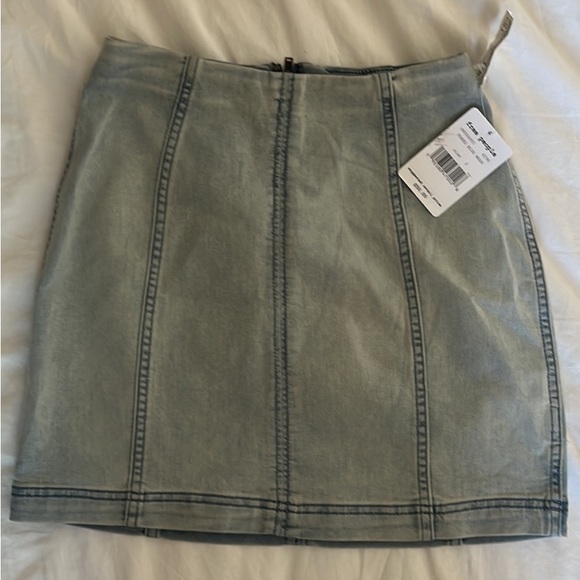 Free People Jean Skirt Size 2 - Picture 1 of 2